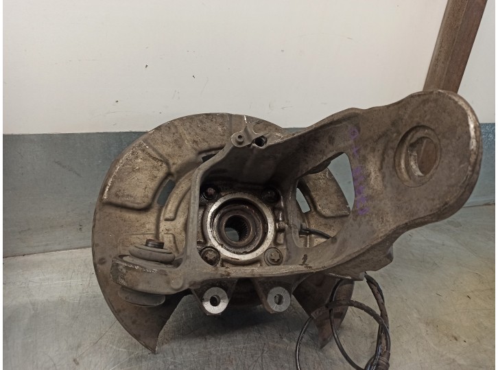 Replacement rear right stub axle for BMW X6 (E71) xDrive40d OEM IAM reference 33326879102 