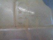 Recambio de deposito expansion para opel astra j gti 1.4 sedan p10 referencia OEM IAM 13393368  