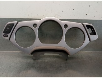 Recambio de molduras delanteras para nissan murano i (z50) 3.5 4x4 referencia OEM IAM 68240CA000 68240CA000 