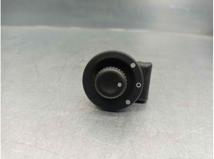 Recambio de mando retrovisor para dacia lodgy 1.6 sce cat referencia OEM IAM 255704649R  