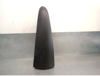 Recambio de molduras traseras para renault kangoo / grand kangoo ii (kw0/1_) 1.5 dci 85 (kw0k, kw0l, kw0b) referencia OEM IAM 82