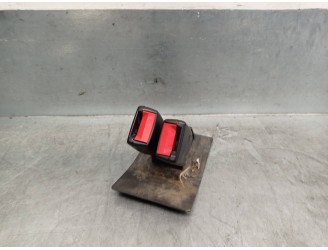 Recambio de enganche cinturon para mini r50 , r53 cooper referencia OEM IAM 5321261A TRASERO CENTRAL 