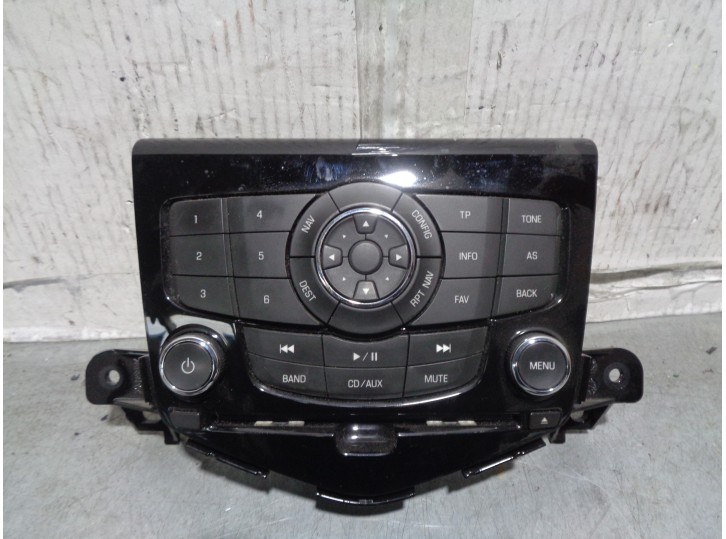 Recambio de sistema audio / radio cd para chevrolet cruze 1.8 cat referencia OEM IAM 94563272 
