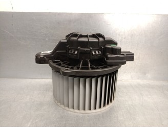 Recambio de motor calefaccion para hyundai ioniq (ae) 1.6 gdi hybrid referencia OEM IAM 97113G2000 97113G2000 