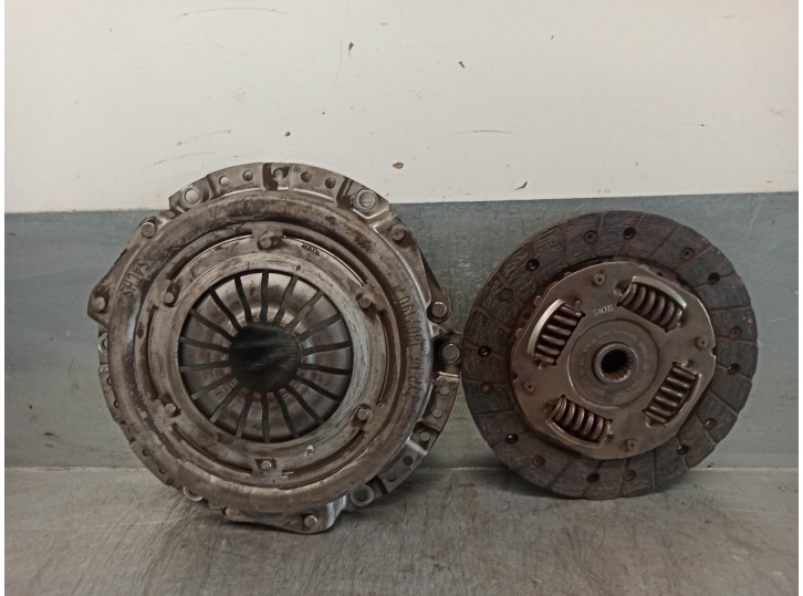 Recambio de kit embrague para ford ka (ccq) 1.3 cat referencia OEM IAM 1041766 3082000299 SACHS