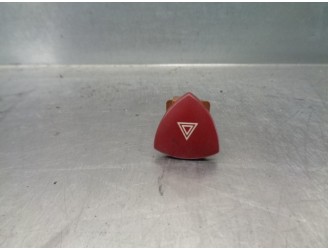 Replacement hazard warning switch for Citroën C8 2.0 HDi CAT (RHZ / DW10ATED) OEM IAM reference 1468824077 