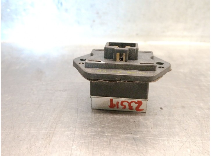 Recambio de resistencia calefaccion para kia carens 1.8 cat referencia OEM IAM 0K2C061B11 0K2C061B11 