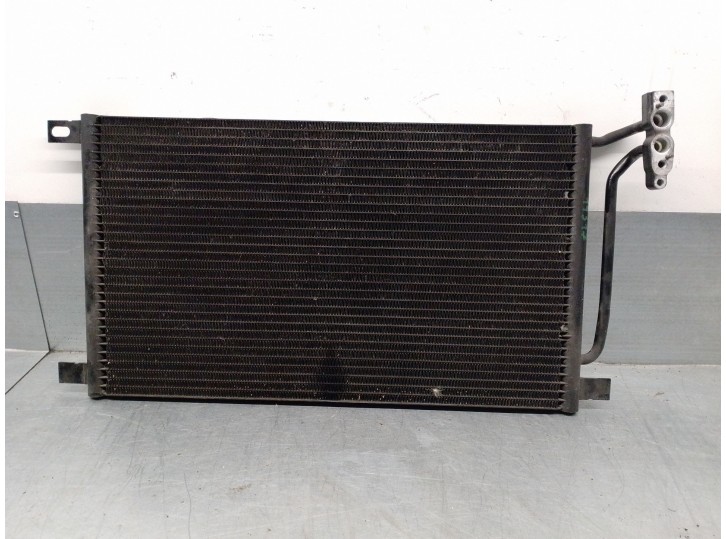 Replacement air conditioning condenser / radiator for BMW 3 Series saloon (E46) 2.0 16V diesel cat OEM IAM reference 64538