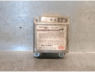 Recambio de centralita airbag para kia carens 1.8 cat referencia OEM IAM 0K2C2677F0A  