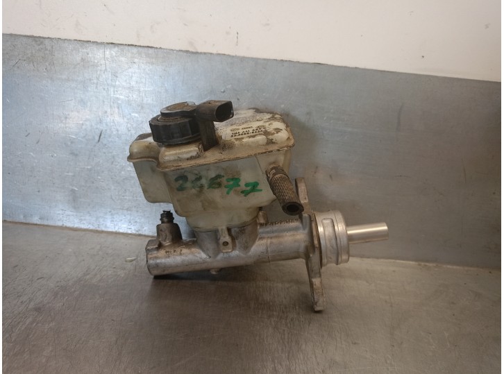 Recambio de bomba freno para audi a3 (8p) 2.0 tdi referencia OEM IAM 1K1611301C 03350886321 BOSCH