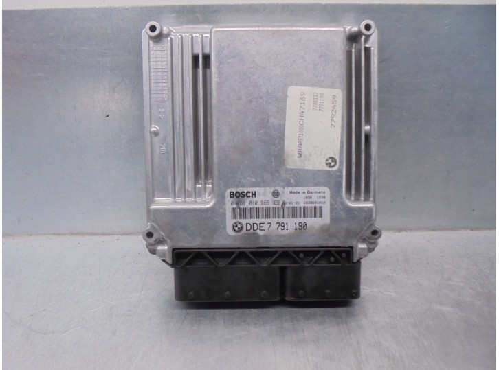 Recambio de centralita motor uce para bmw serie 3 berlina (e46) 2.0 16v diesel cat referencia OEM IAM 7791190 0281010565 BOSCH