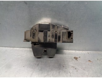 Replacement trunk / tailgate lock for Citroën C5 Sedan 2.0 HDI FAP OEM IAM reference 9660403780 3 PINS 
