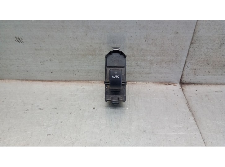 Recambio de mando elevalunas trasero derecho para lexus rx (_u3_) 400h (mhu38_) referencia OEM IAM 8403048070 8403048070 