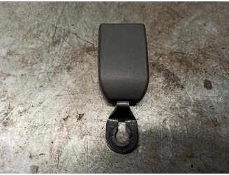 Recambio de enganche cinturon para lancia lancia y 1.1 cat referencia OEM IAM 10438380 DEL DER 3 PUERTAS