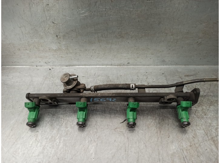Recambio de rampa inyectora para mitsubishi grandis (na0w) 2.4 inform referencia OEM IAM MR988175 