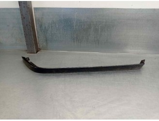 Recambio de cerquillo faro para mercedes-benz clase c (w202) berlina 2.5 20v turbodiesel cat referencia OEM IAM 2028260577 