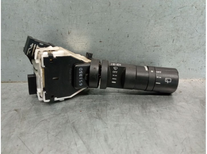 Recambio de mando limpia para nissan murano i (z50) 3.5 4x4 referencia OEM IAM 25260CA000 25260CA000 