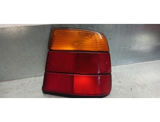 Recambio de piloto trasero derecho para bmw serie 5 berlina (e34) 2.5 turbodiesel cat referencia OEM IAM 133689 DE ALETA 5 PUERT