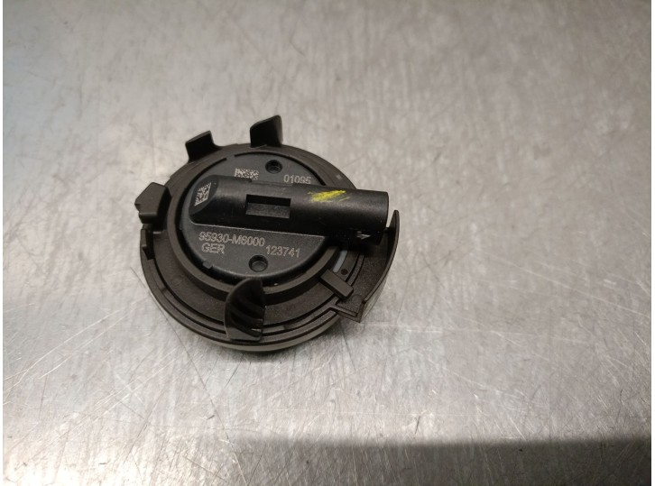Recambio de sensor impacto para kia xceed (cd) 1.6 crdi 115 referencia OEM IAM 95930M6000 123741