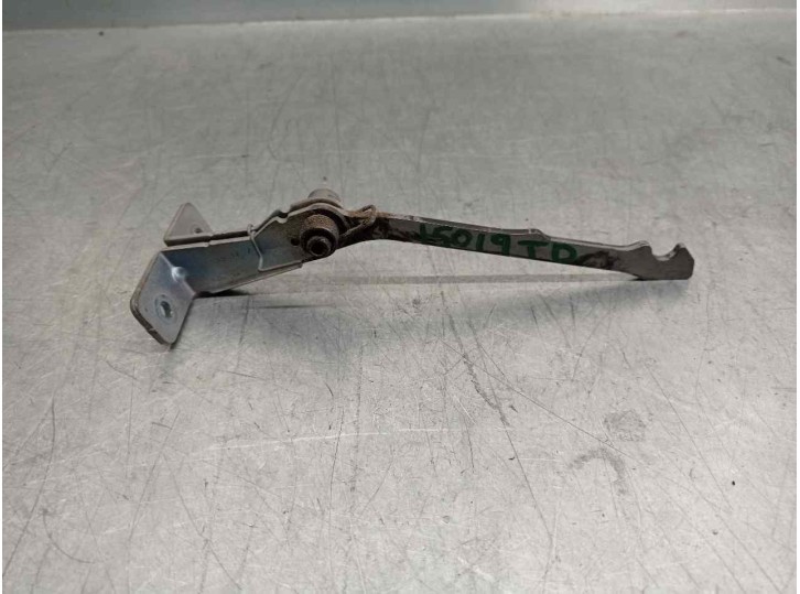 Recambio de retenedor puerta para dacia dokker 1.6 cat referencia OEM IAM 904704935R  