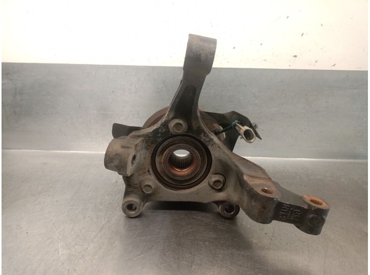 Recambio de mangueta delantera izquierda para chevrolet captiva (c100, c140) 2.0 d 4wd referencia OEM IAM 96626337 96626337 