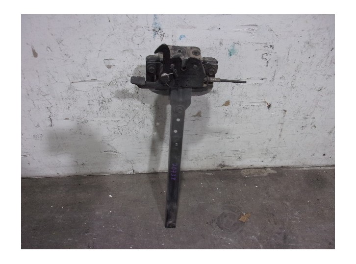 Recambio de panel frontal para chevrolet captiva 2.4 cat referencia OEM IAM  DE CHAPA CON CERRADURA 