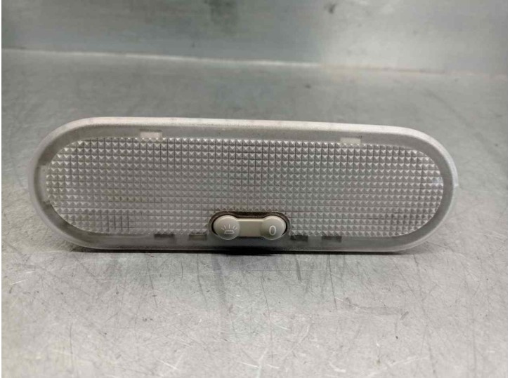 Recambio de luz interior para dacia dokker 1.6 cat referencia OEM IAM 