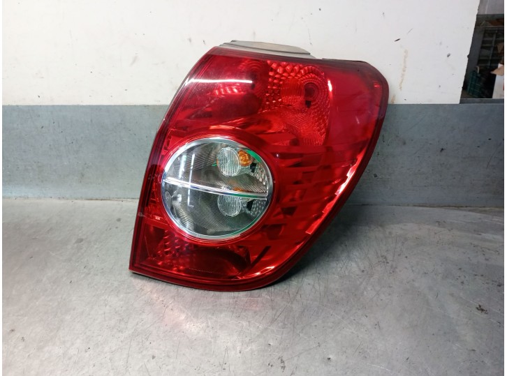 Recambio de piloto trasero derecho para chevrolet captiva (c100, c140) 2.0 d 4wd referencia OEM IAM 96626996 96626996 