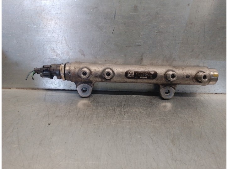 Recambio de rampa inyectora para hyundai ix 55 style referencia OEM IAM 314003A000 0445216018 BOSCH