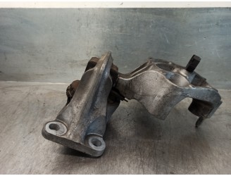 Recambio de soporte motor derecho para renault megane iii berlina 5 p 1.5 dci diesel cat referencia OEM IAM 112100019R  