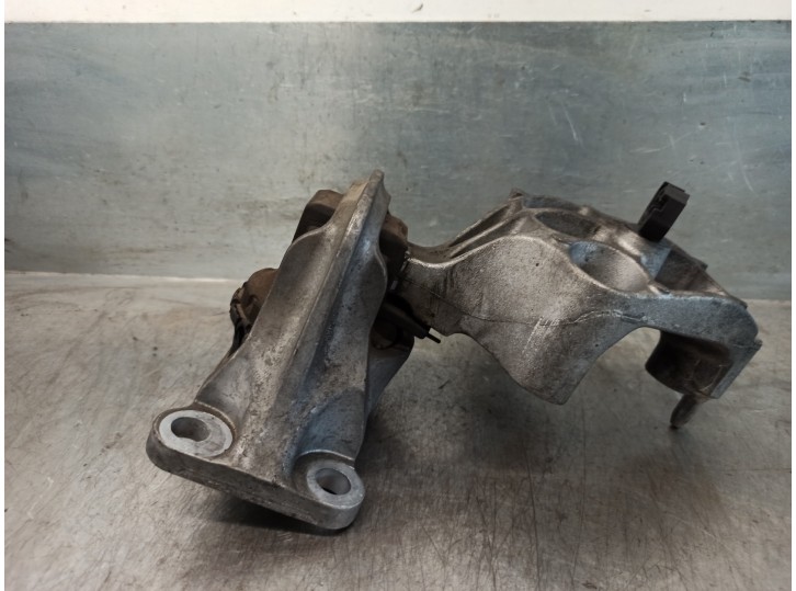 Recambio de soporte motor derecho para renault megane iii berlina 5 p 1.5 dci diesel cat referencia OEM IAM 112100019R 