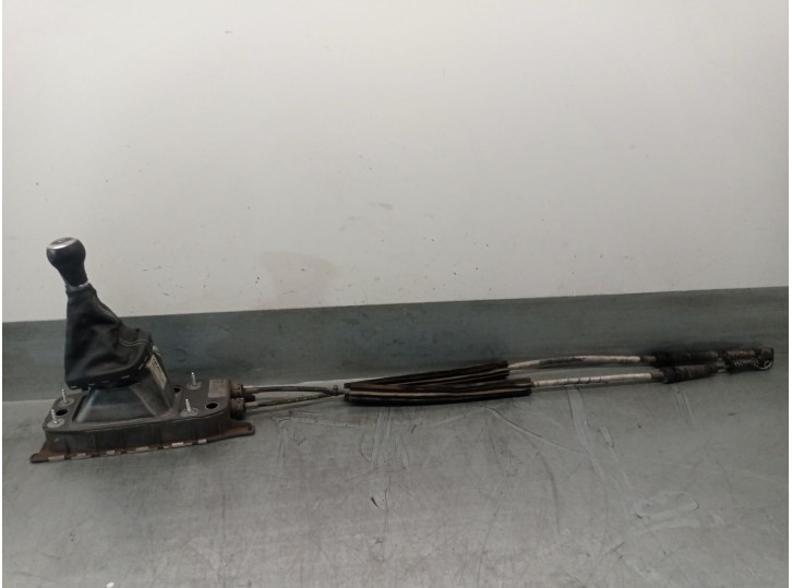Recambio de palanca cambio para audi a3 (8p1) 1.9 tdi referencia OEM IAM 1K0711049BG 1K0711112B 400495BG