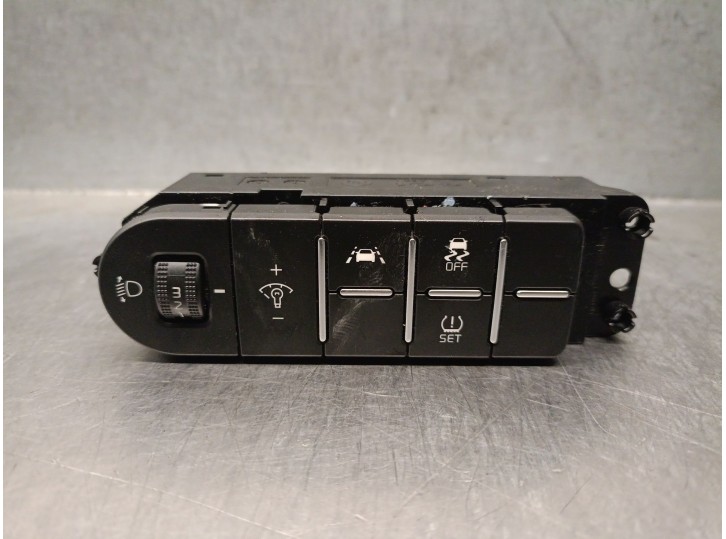 Recambio de mandos salpicadero para kia xceed (cd) 1.6 crdi 115 referencia OEM IAM 93700J7270 93700J7270 