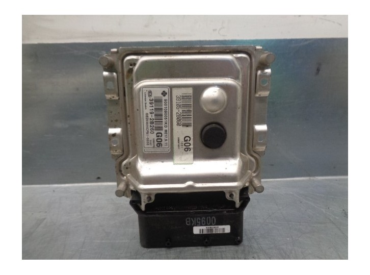 Recambio de centralita motor uce para kia cee´d 1.4 cat referencia OEM IAM 391192B260 9001090051KD 