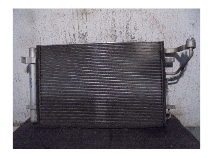 Recambio de condensador / radiador aire acondicionado para kia cee´d 1.4 cat referencia OEM IAM 976062H010 