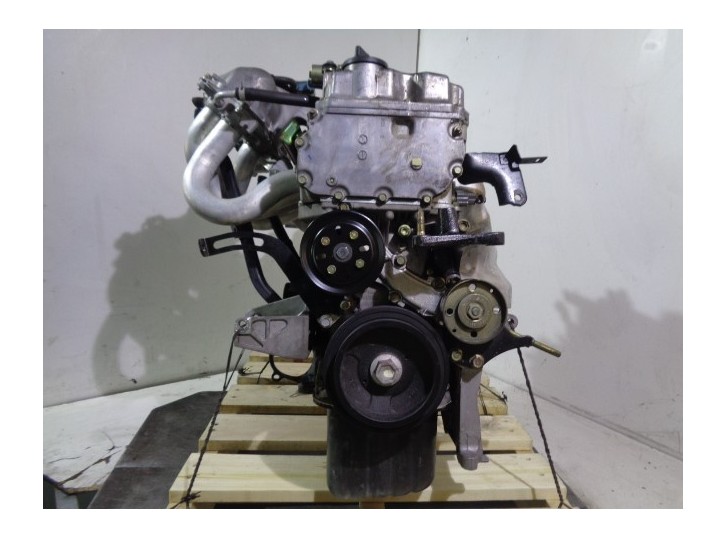 Replacement complete engine for Nissan Primera sedan (P12) 1.6 cat OEM IAM reference QG16 019771Q 10102AU0SB
