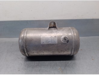 Recambio de acumulador central amortiguacion para audi a8 (4e2) 4.0 v8 32v tdi biturbo cat (ase) referencia OEM IAM 4E0616203 15