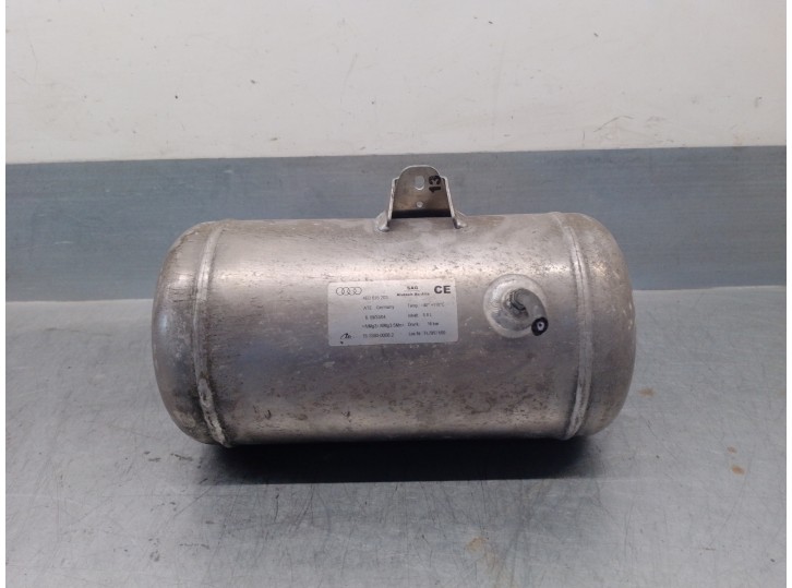 Replacement central suspension accumulator for Audi A8 (4E2) 4.0 V8 32V TDI Biturbo CAT (ASE) OEM IAM reference 4E0616203 15