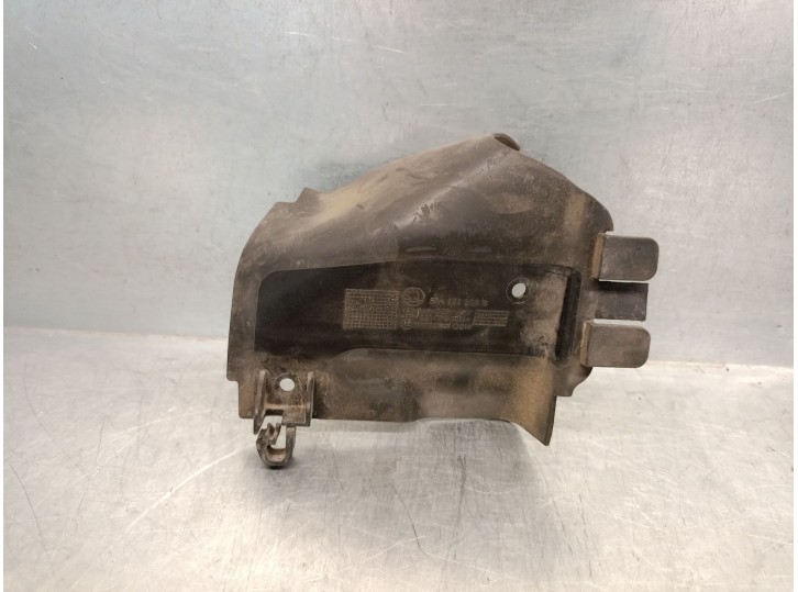 Recambio de moldura para skoda karoq (nu7, nd7) 1.5 tsi referencia OEM IAM 57A121283B 57A121283B 