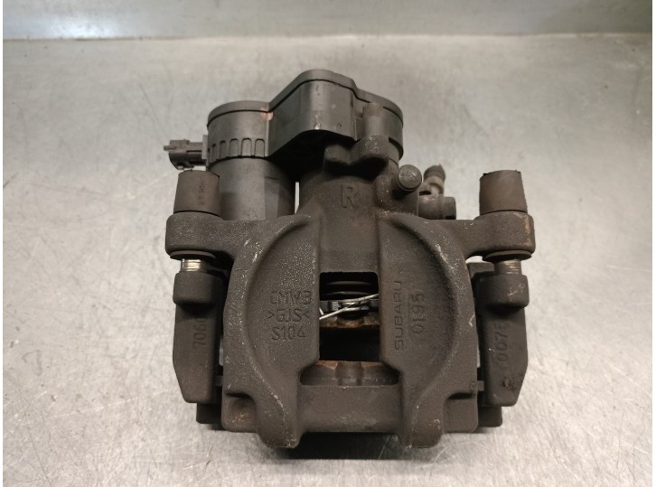 Recambio de pinza freno trasera derecha para subaru outback (b15) 2.0 diesel cat referencia OEM IAM 26620AL020  