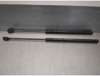 Replacement trunk / tailgate dampers for Honda Civic sedan 5 (EU7/8) 1.6 VTEC CAT (D 16 V 1) OEM IAM reference 74820