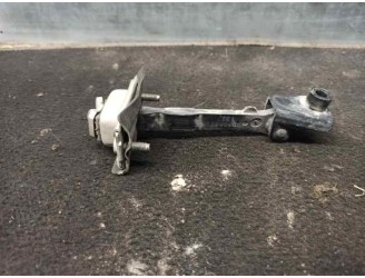 Recambio de retenedor puerta para ford mondeo berlina (gd) 1.8 16v cat referencia OEM IAM 
