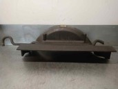 Recambio de calandra delantera de radiador para land rover discovery 2.7 td v6 cat referencia OEM IAM PGK500082 