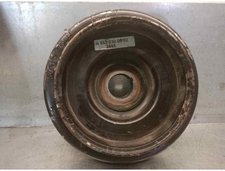 Recambio de polea cigueñal para ssangyong rodius 2.7 turbodiesel cat referencia OEM IAM A6650300603  