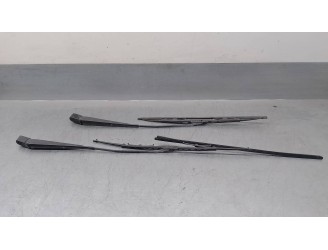 Recambio de brazo limpia delantero derecho para ford transit, caja cerrada 86/92 2.5 diesel referencia OEM IAM 90VB17526BIA  