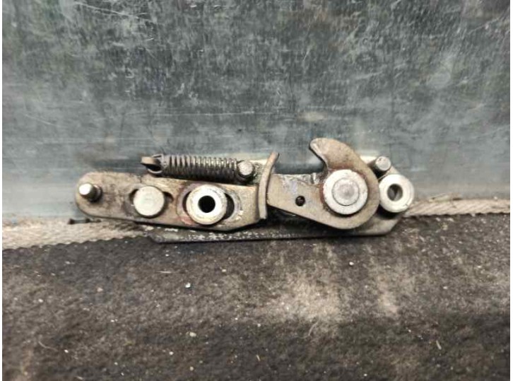 Recambio de cerradura puerta trasera derecha para iveco c35 c35s12 referencia OEM IAM 500329770 SUPERIOR 