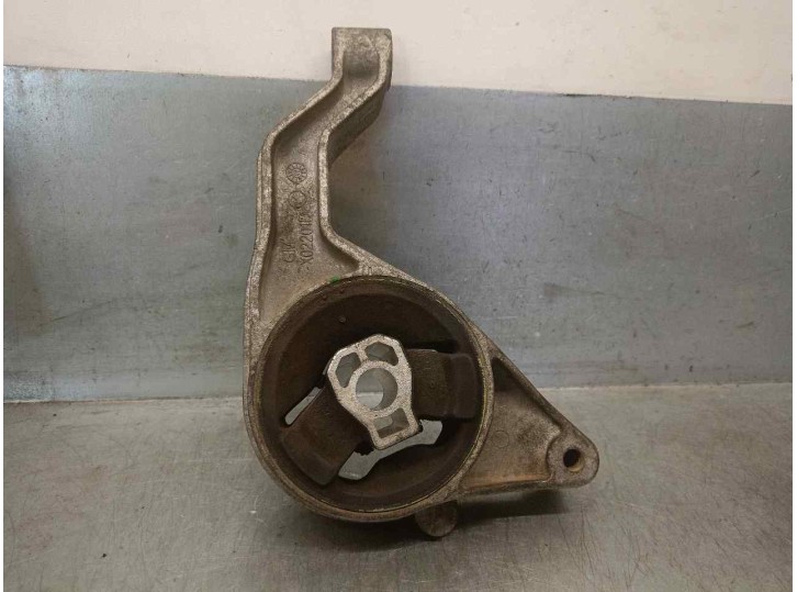 Replacement gearbox mount for Chevrolet HHR 2.4 16v OEM IAM reference 25973863 