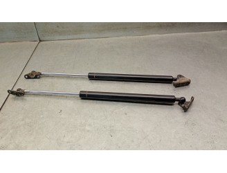 Recambio de amortiguadores maletero / porton para lexus rx (_u3_) 400h (mhu38_) referencia OEM IAM 6895049105 6895049105 