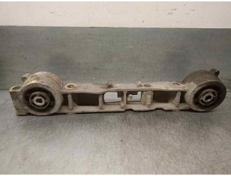 Recambio de soporte cambio para mercedes-benz vito tourer (447) 2.0 cdi cat referencia OEM IAM A4473530500  