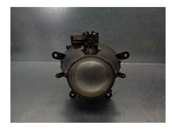 Recambio de faro antiniebla izquierdo para bmw serie 3 berlina (e46) 2.0 16v diesel cat referencia OEM IAM 63170141608 